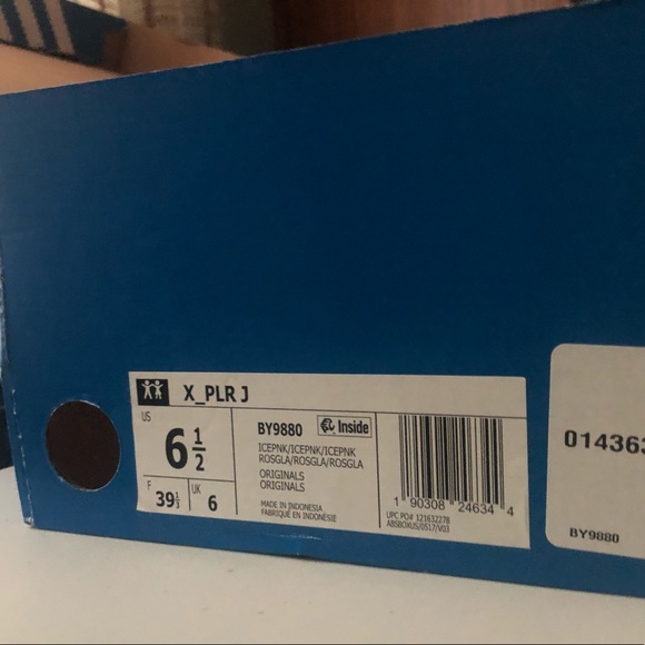 Ice pink adidas sneakers - Picture 3 of 3